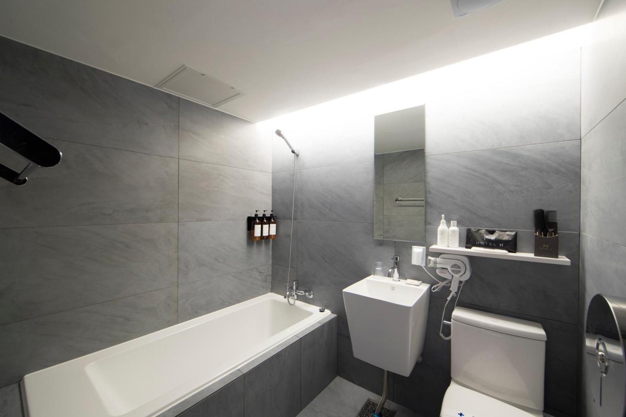 Hotel H Seoul Ngoại thất bức ảnh